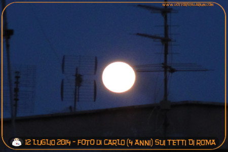 La luna sui tetti di Roma (Carlo 4 anni)
